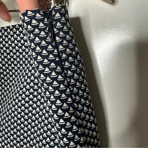 Talbots Nautical Sailboat Print Heritage Cropped Side Zip Pants Size 12 - Picture 5 of 10